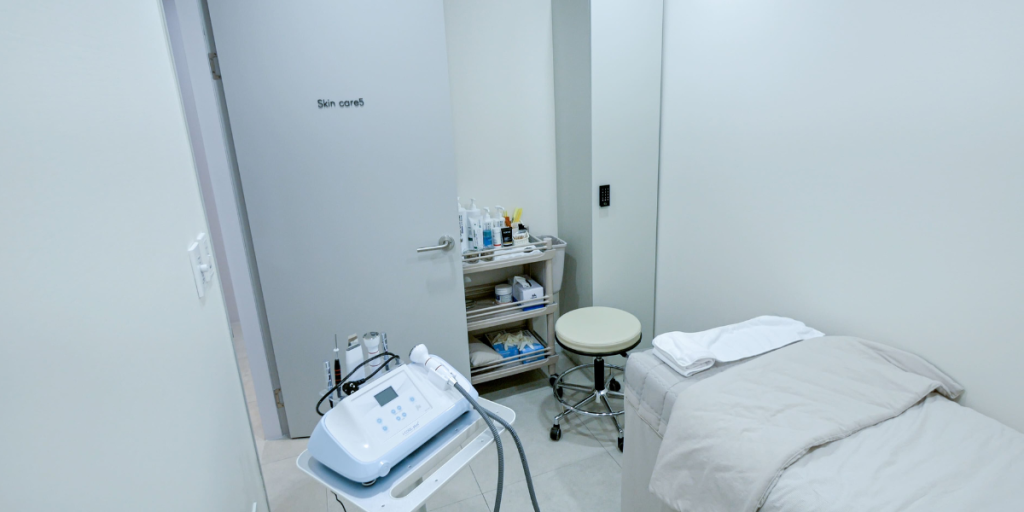 Private treatment room for Rejuran skin booster consultation in Seoul