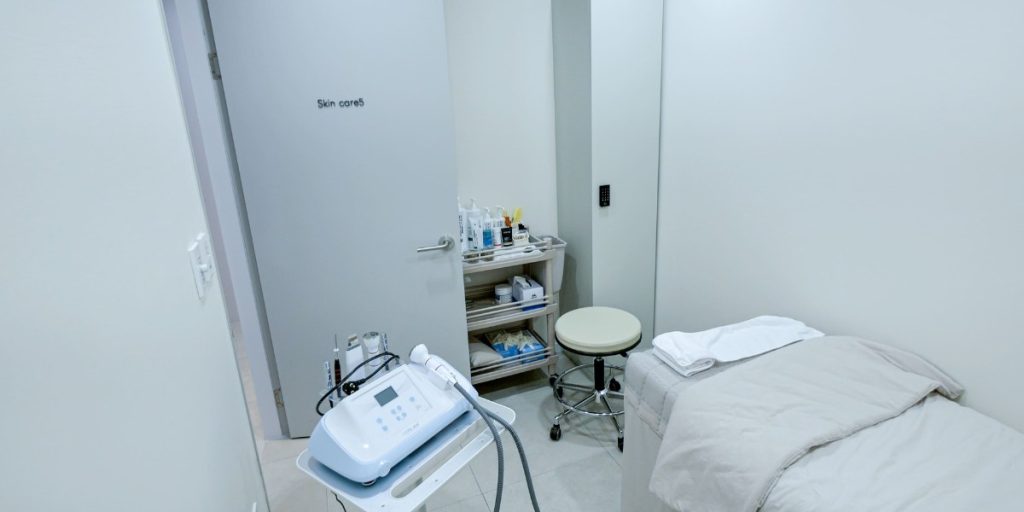 Private treatment room for Rejuran skin booster consultation in Seoul